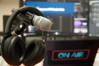 From static to stories